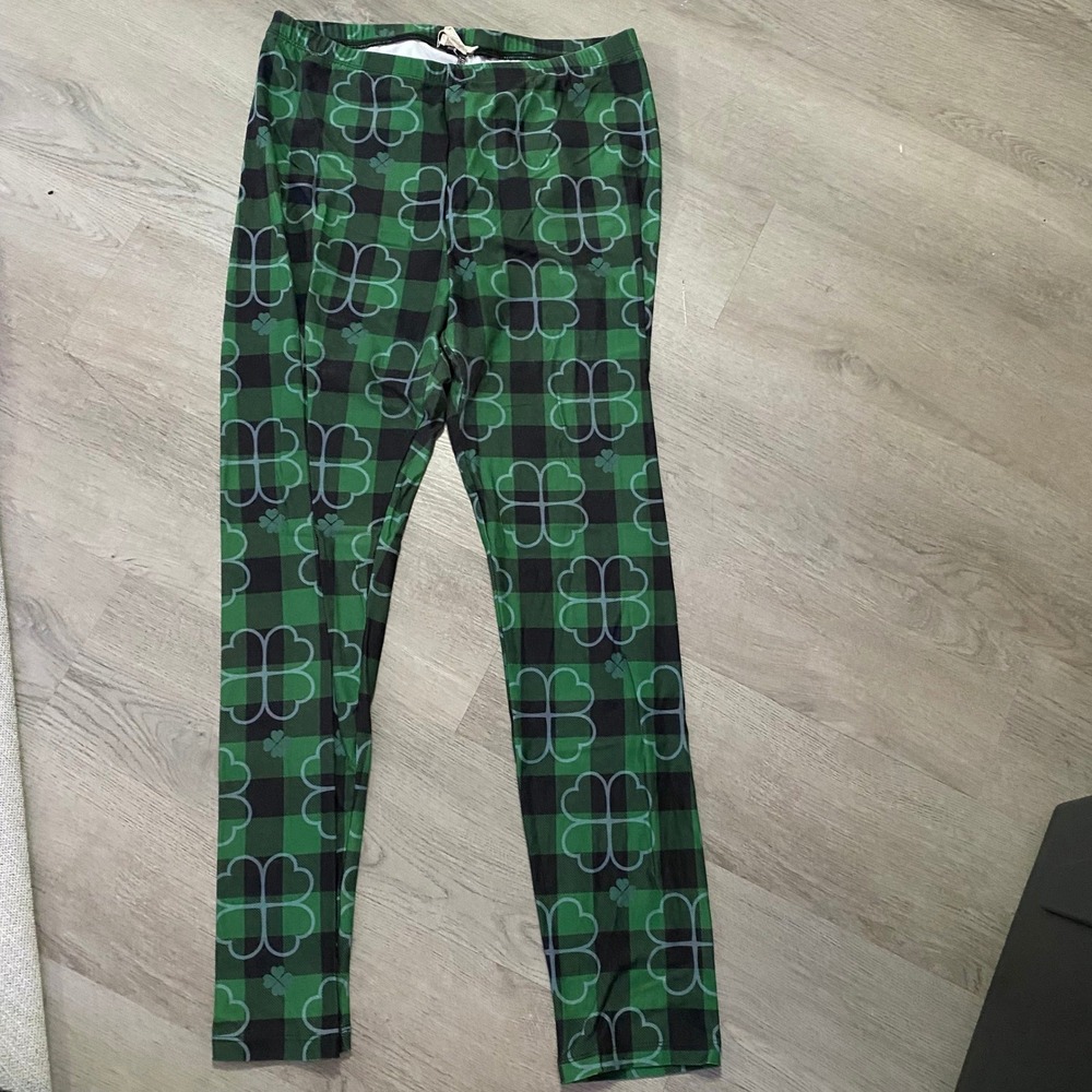 Yelete Leggings Women Plus Size Green Shamrock Buffalo Plaid St. Patrick's Day